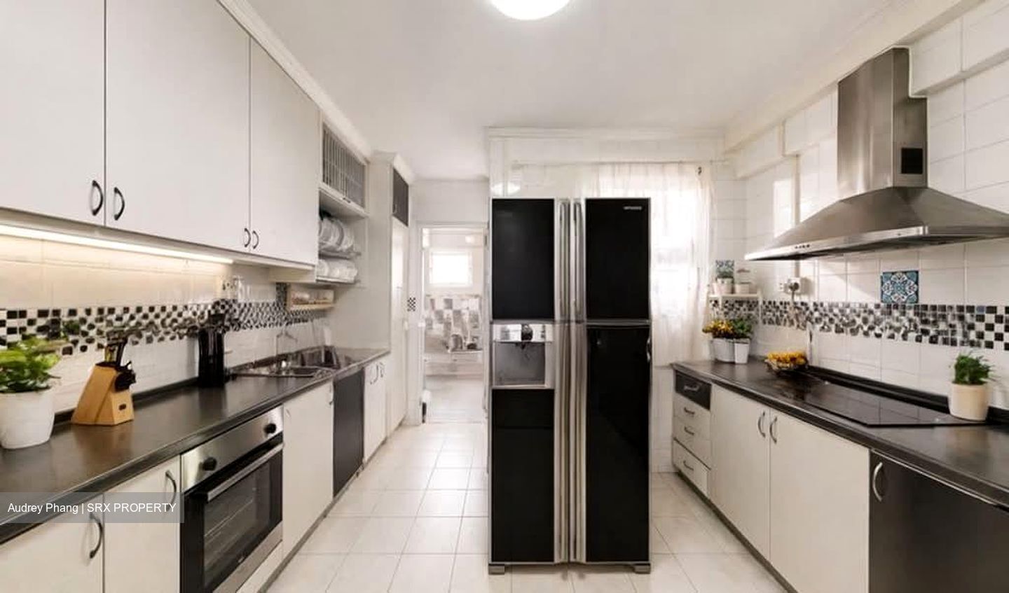 Tampines Street 33 (Tampines),  #557565651